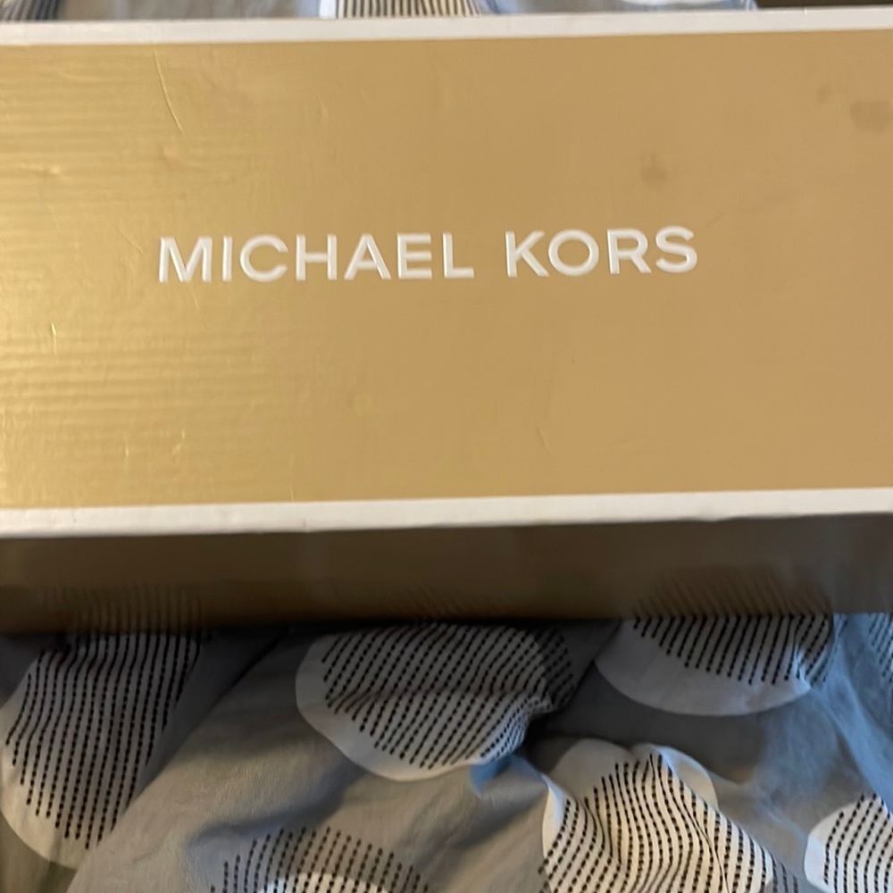 MK Flip Flop